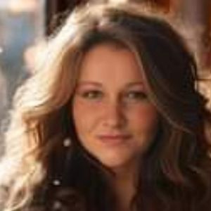 Meet your Posher, Kelli